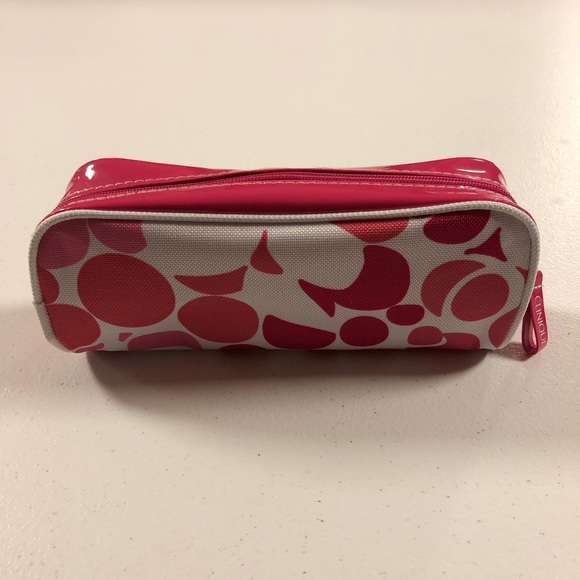Handbags - CLINIQUE Pink & White Pouch
